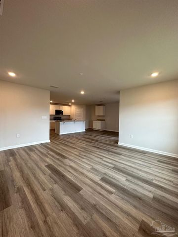 4378 Red Bay Ct, Pace, FL 32571