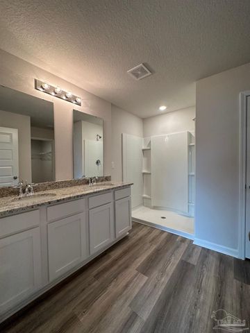 4378 Red Bay Ct, Pace, FL 32571