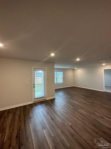 4378 Red Bay Ct, Pace, FL 32571