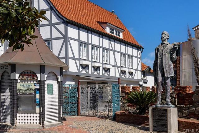 2586 Delphinium Lane, Carlsbad, CA 92008