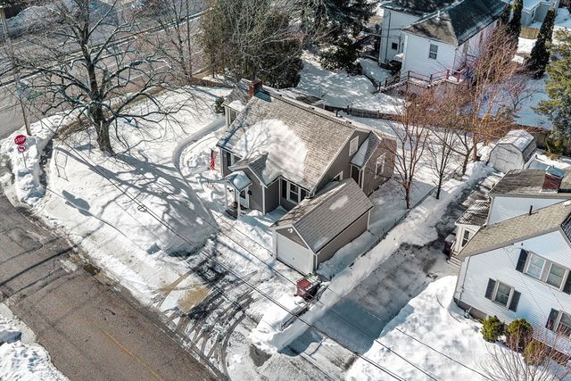 8 Sumner St, Dedham, MA 02026