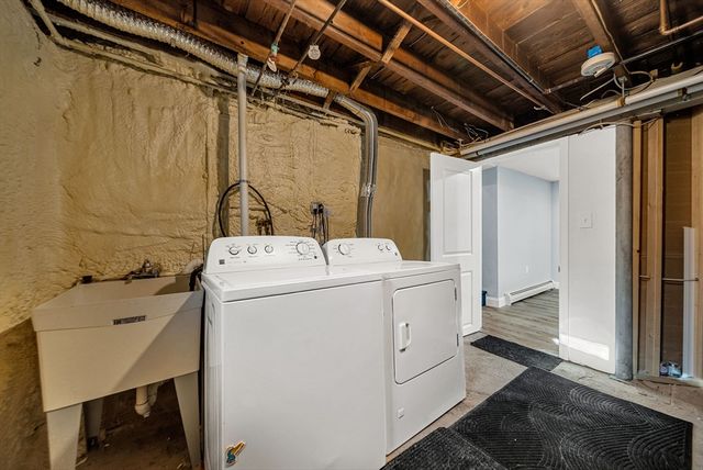 8 Sumner St, Dedham, MA 02026