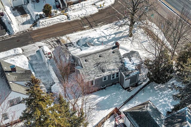 8 Sumner St, Dedham, MA 02026