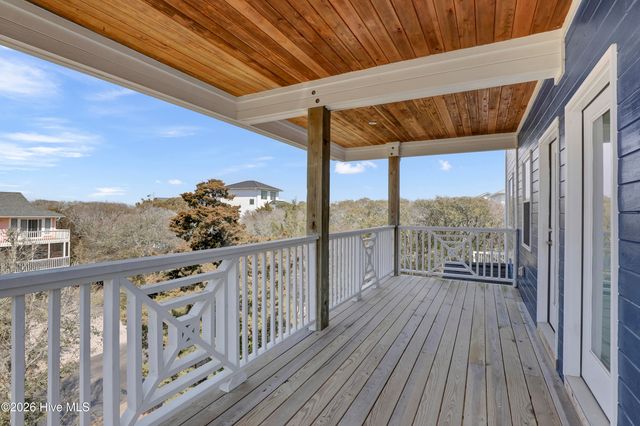 106 N Oak Drive, Holly Ridge, NC 28445