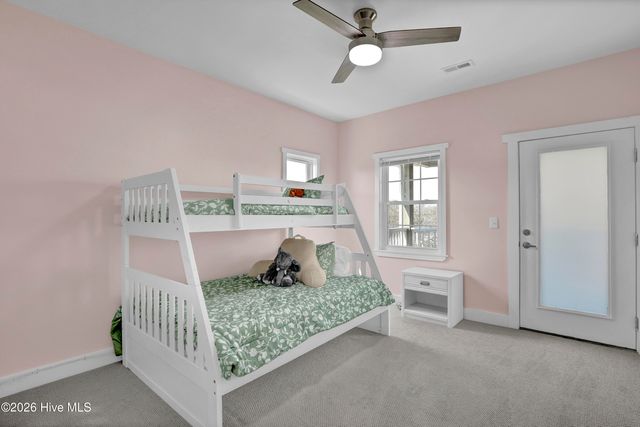 106 N Oak Drive, Holly Ridge, NC 28445