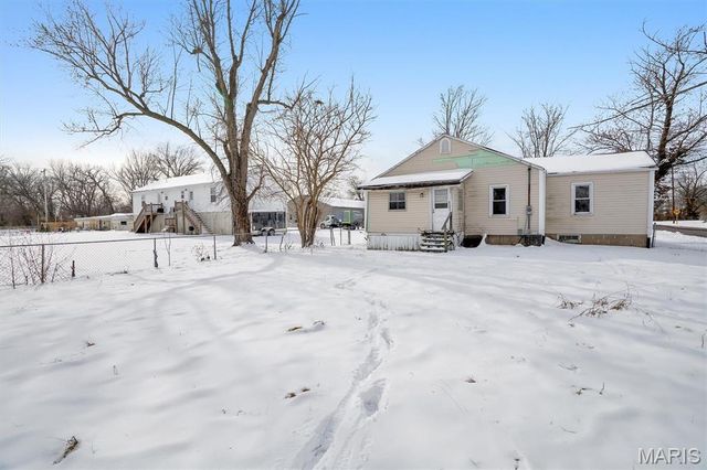 502 S 3rd Street, Pacific, MO 63069