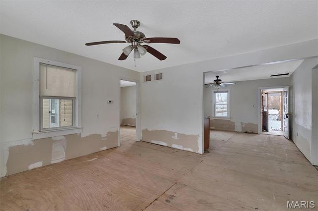 502 S 3rd Street, Pacific, MO 63069