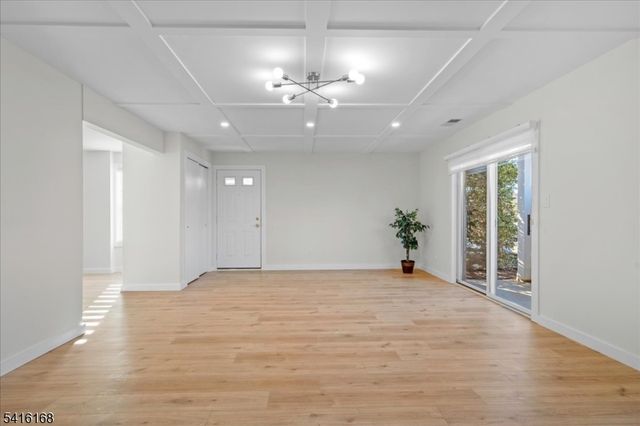 231 Vista Dr 231, Hanover Twp., NJ 07927