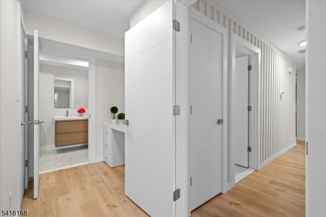 231 Vista Dr 231, Hanover Twp., NJ 07927