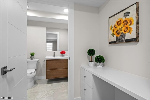 231 Vista Dr 231, Hanover Twp., NJ 07927