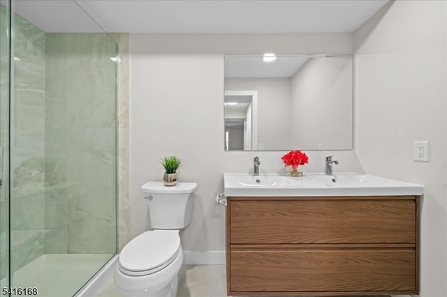 231 Vista Dr 231, Hanover Twp., NJ 07927