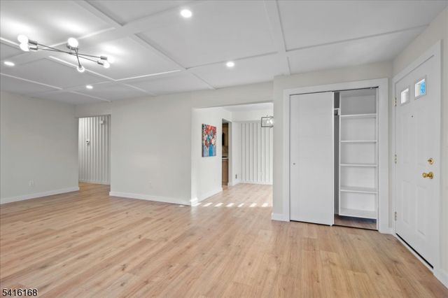 231 Vista Dr 231, Hanover Twp., NJ 07927