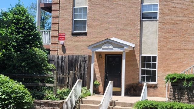 231 Vista Dr 231, Hanover Twp., NJ 07927