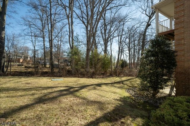 231 Vista Dr 231, Hanover Twp., NJ 07927