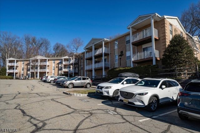 231 Vista Dr 231, Hanover Twp., NJ 07927