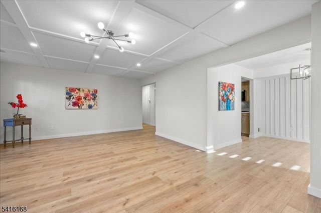 231 Vista Dr 231, Hanover Twp., NJ 07927