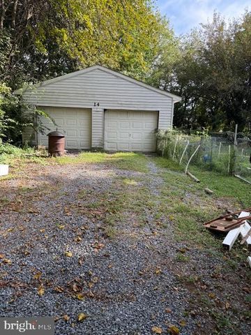 14 DRAPER DR, Dover, DE 19901
