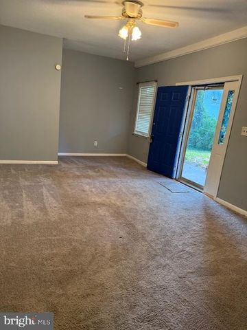 14 DRAPER DR, Dover, DE 19901