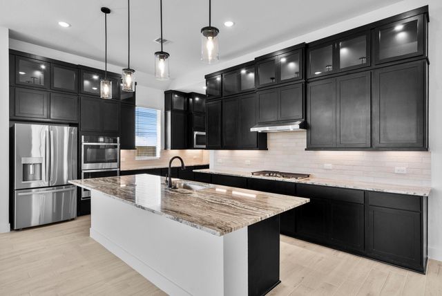 14802 Buffalo Head Street, Mont Belvieu, TX 77523