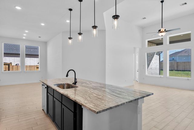 14802 Buffalo Head Street, Mont Belvieu, TX 77523