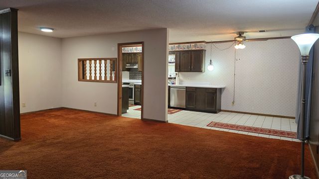 1182 N Plantation Parkway, Macon, GA 31220