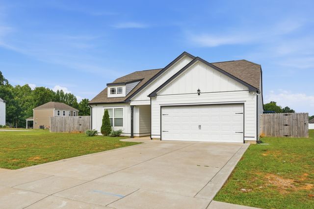 2079 Claudia Ln, Springfield, TN 37172