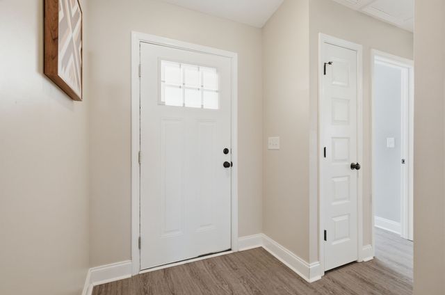 2079 Claudia Ln, Springfield, TN 37172
