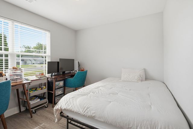 2079 Claudia Ln, Springfield, TN 37172