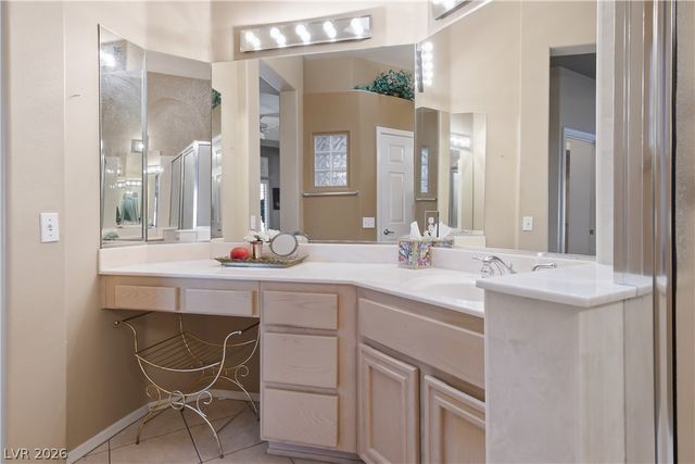 10726 Sky Meadows Avenue, Las Vegas, NV 89134