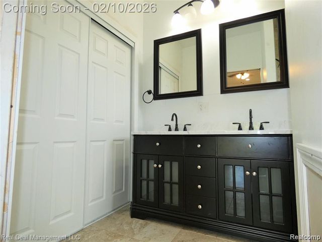 485 Upland Avenue, Pontiac, MI 48340