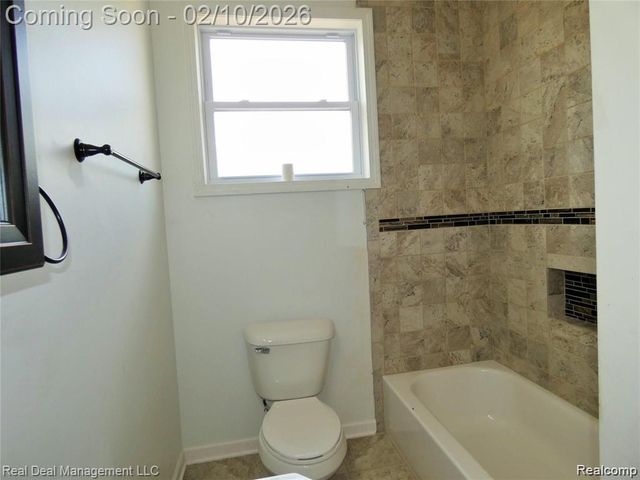 485 Upland Avenue, Pontiac, MI 48340