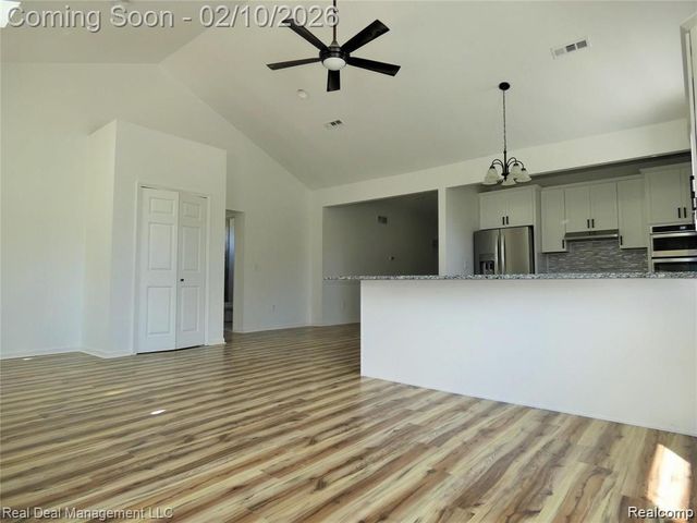 485 Upland Avenue, Pontiac, MI 48340