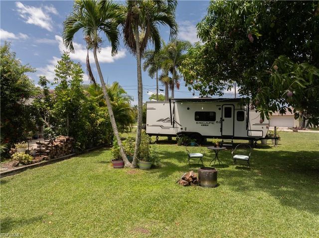 1300 Thompson ST, North Fort Myers, FL 33903