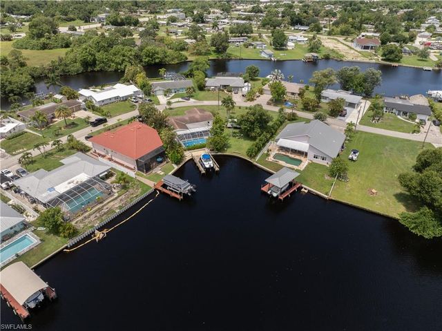1300 Thompson ST, North Fort Myers, FL 33903