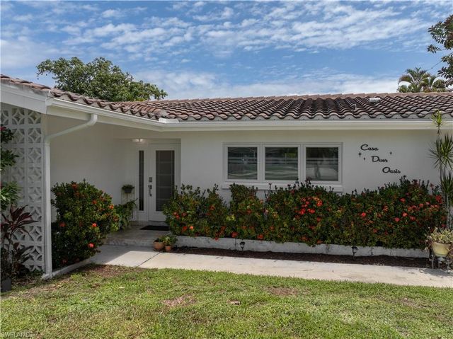1300 Thompson ST, North Fort Myers, FL 33903