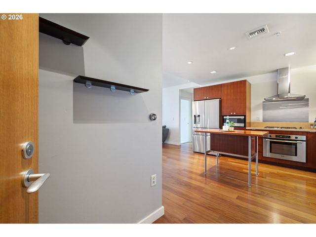 3570 S RIVER Pkwy 1507, Portland, OR 97239