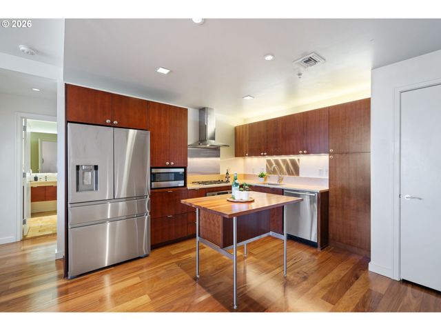 3570 S RIVER Pkwy 1507, Portland, OR 97239