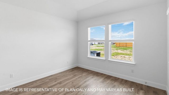 143 Great Northern DR, Cedar Creek, TX 78612