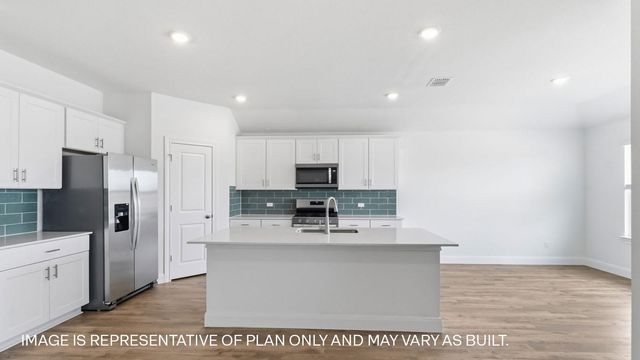 143 Great Northern DR, Cedar Creek, TX 78612