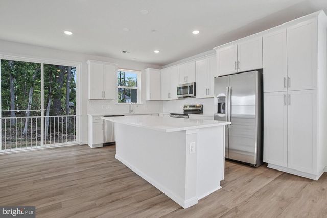 119 CATALPA DR, North East, MD 21901