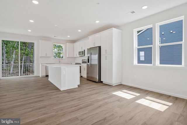 119 CATALPA DR, North East, MD 21901