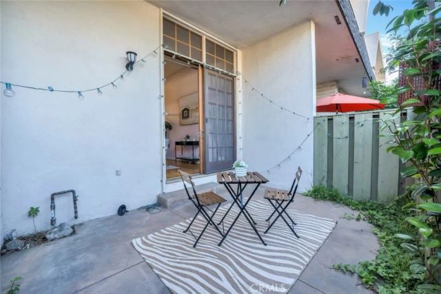 4173 W Sarah Street 8, Burbank, CA 91505