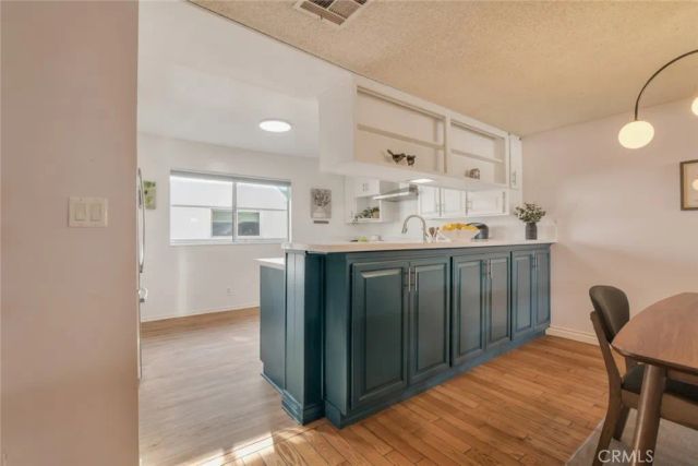 4173 W Sarah Street 8, Burbank, CA 91505