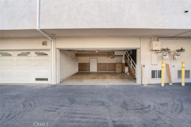 4173 W Sarah Street 8, Burbank, CA 91505