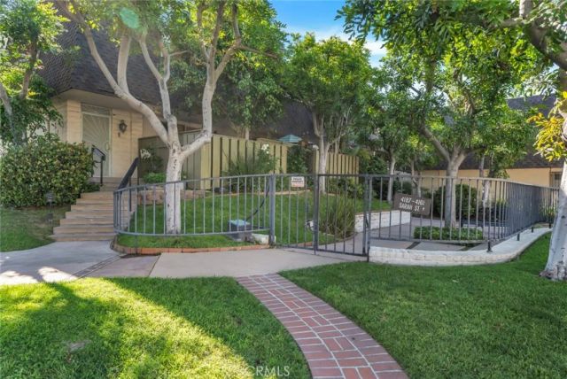 4173 W Sarah Street 8, Burbank, CA 91505