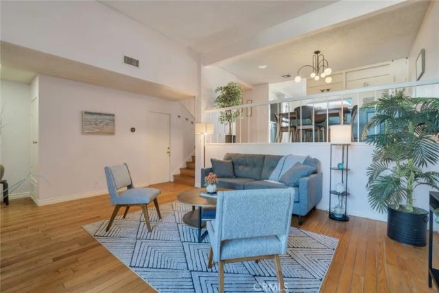 4173 W Sarah Street 8, Burbank, CA 91505