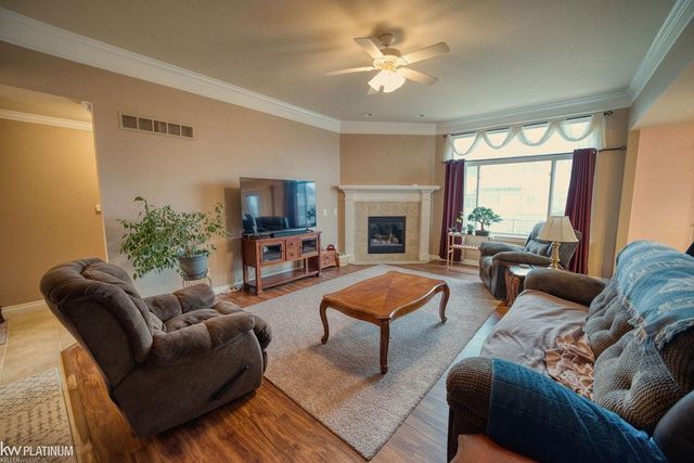 53198 Sams Lane, Chesterfield, MI 48047