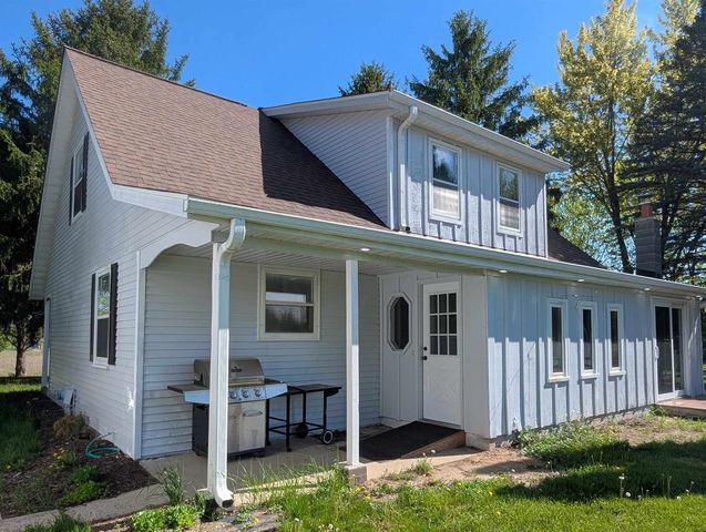 N79W33915 Petersen Road, Oconomowoc, WI 53066