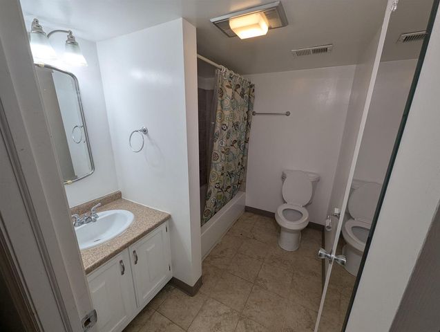 N79W33915 Petersen Road, Oconomowoc, WI 53066