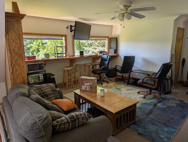 N79W33915 Petersen Road, Oconomowoc, WI 53066